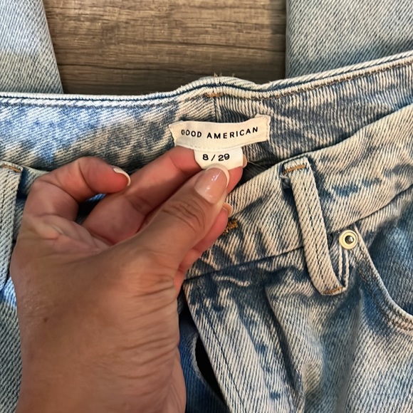 Good American distressed jeans. - Picture 3 of 4